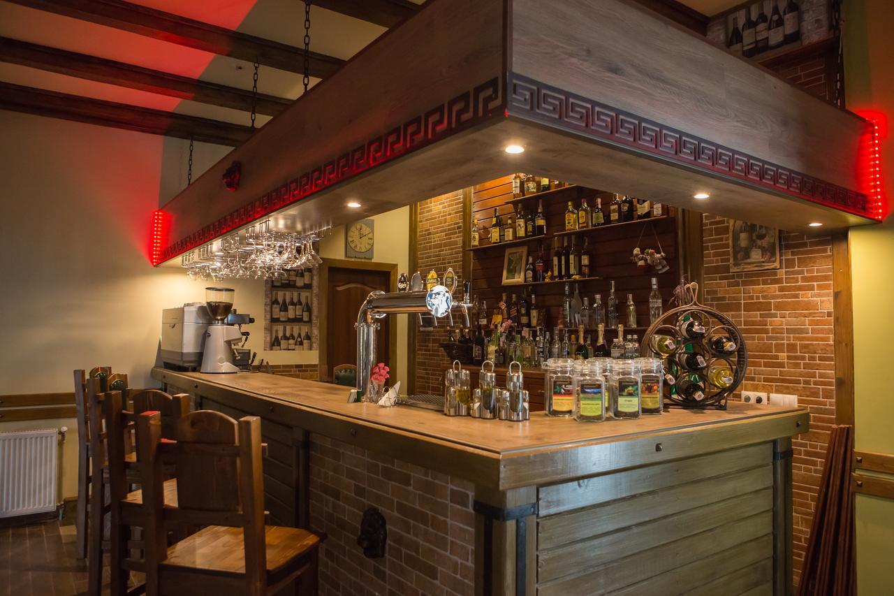 Brodki Hotel & Restaurant Complex Hap-Ok מראה חיצוני תמונה